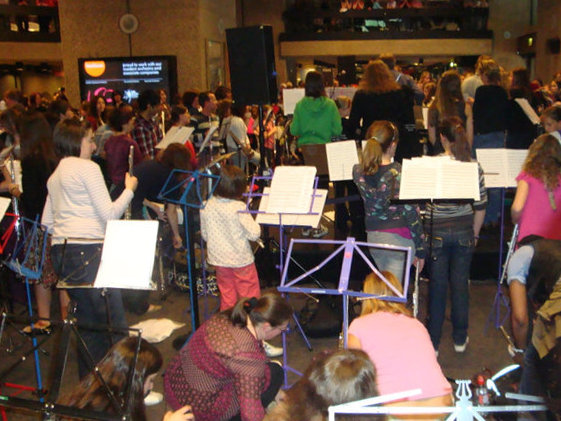 The massed flute choir rehearsal - a world record attempt